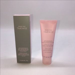 Mary Kay timewise 3D day cream with SPF